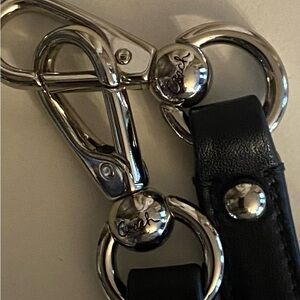 COACH BLACK Leather cross body strap stamped